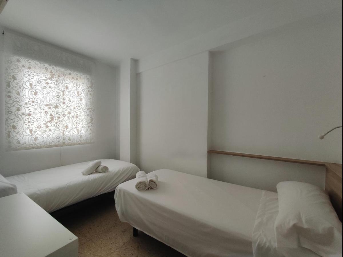 Casa Hiniesta.Amplia Y Luminosa.Perfecta Familias! Appartement Sevilla Buitenkant foto