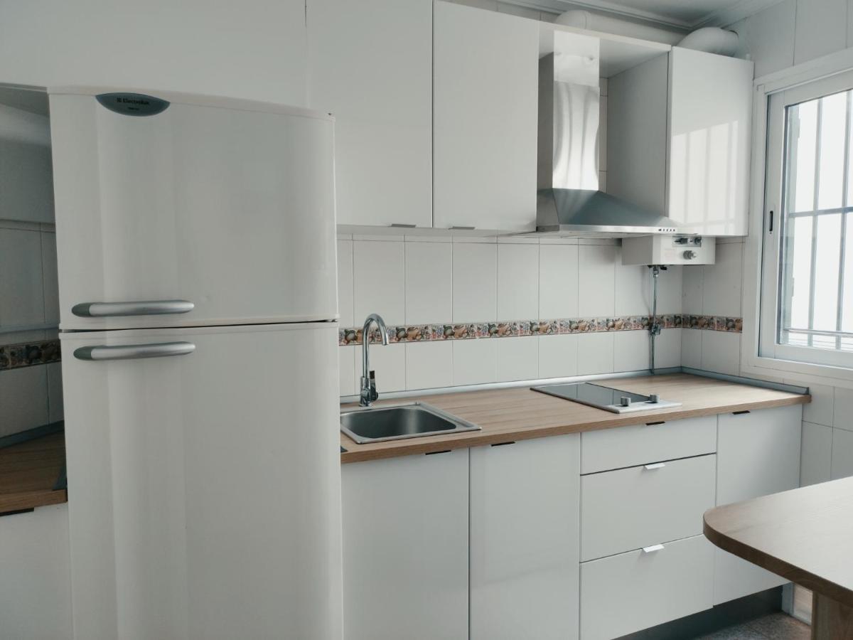 Casa Hiniesta.Amplia Y Luminosa.Perfecta Familias! Appartement Sevilla Buitenkant foto