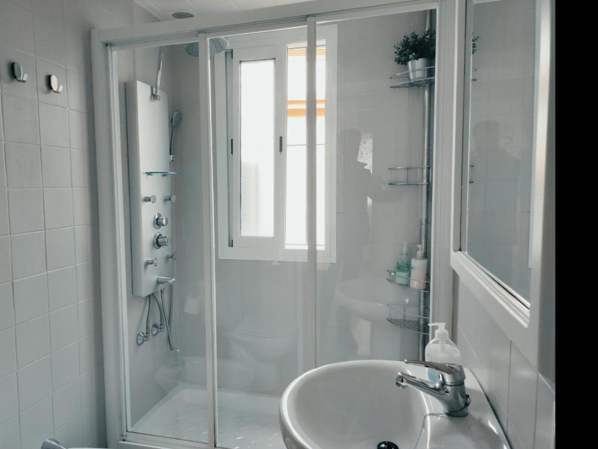 Casa Hiniesta.Amplia Y Luminosa.Perfecta Familias! Appartement Sevilla Buitenkant foto